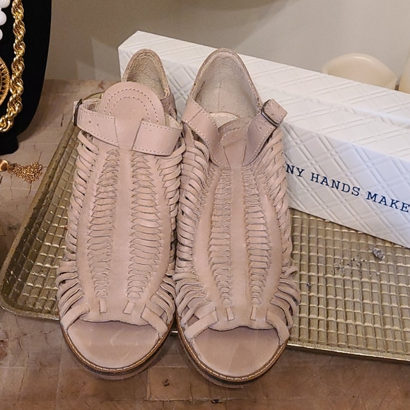 Naughty Monkey woven Leather Heeled Shoes - Picture 1 of 7